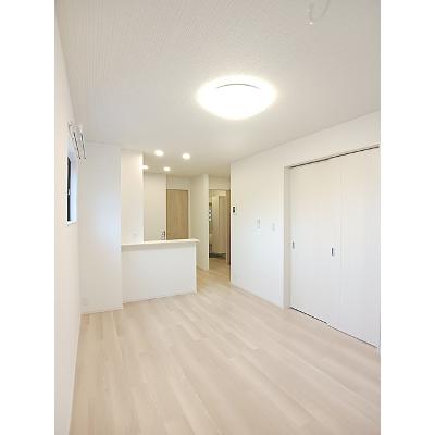 コスモ　Ⅱ 106【管理NO：1-028475502-01060】 ★家具家電は申し込み後に搬入します★の物件写真2