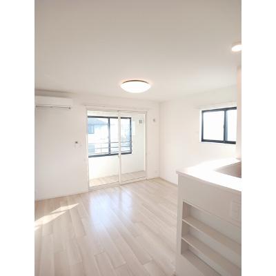 グリーン　オレンジ　Ｃ 205【管理NO：1-027525203-02050】 ★家具家電は申し込み後に搬入しますの物件写真2