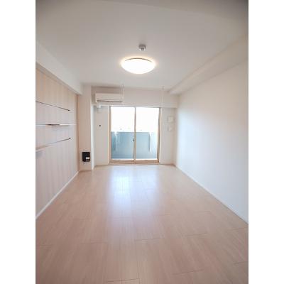 クロシェットＩＭＫ 303【管理NO：1-027325101-03030】 ★家具家電は申し込み後に搬入します 2026年07月中旬入居可能の物件写真2
