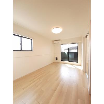 apartment 岡山県井原市西江原町１４４９番地４ 

↓地図はこちらから