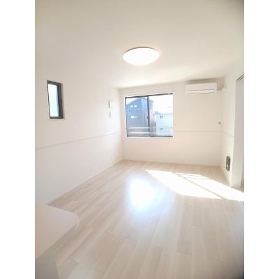 ルナソレイユ 203【管理NO：1-027083801-02030】 ★家具家電は申し込み後に搬入しますの物件写真2