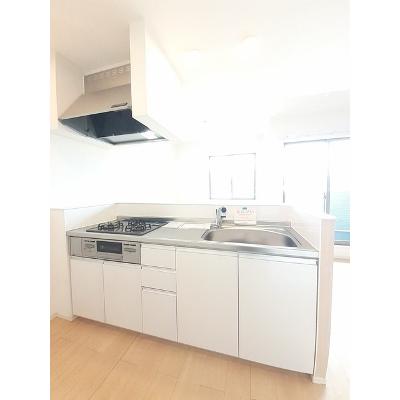 フォルトゥーナⅡ 201【管理NO：1-024940202-02010】 ★家具家電は申し込み後に搬入します★の物件写真3
