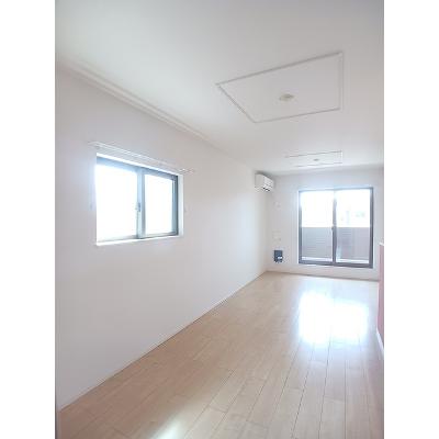 レジデンスせど川Ｂ 205【管理NO：1-022618502-02050】 ★家具家電は申し込み後に搬入しますの物件写真2