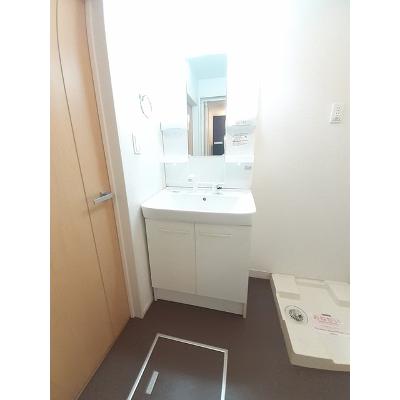 アンビエンテ 202【管理NO：1-019860601-02020】 ★家具家電は申し込み後に搬入します★の物件写真6