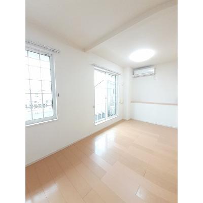 ベル　アンジュ 201【管理NO：1-019714301-02010】 ★家具家電は申し込み後に搬入します★の物件写真2
