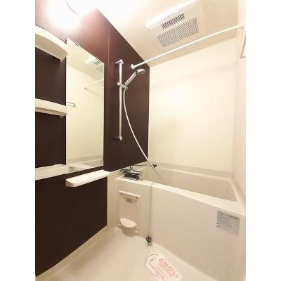 グリシナ 103【管理NO：1-019480401-01030】 ★家具家電は申し込み後に搬入します★の物件写真4