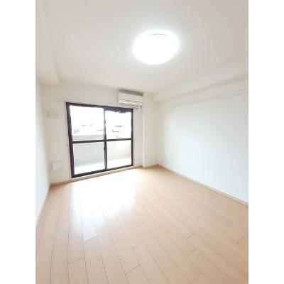 アルカンシェル 106【管理NO：1-015991201-01060】 ★家具家電は申し込み後に搬入します★の物件写真2