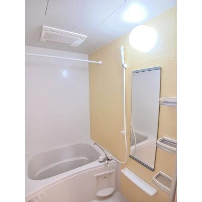 クリスタルコート 102【管理NO：1-015388301-01020】 ★家具家電は申し込み後に搬入します★の物件写真4