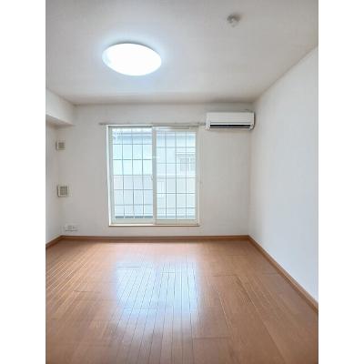 アストラル 204【管理NO：1-014051601-02040】 ★家具家電は申し込み後に搬入します★の物件写真2