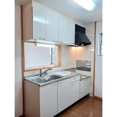 フォーゲルＢ 102【管理NO：1-013881802-01020】 ★家具家電は申し込み後に搬入しますの物件写真3