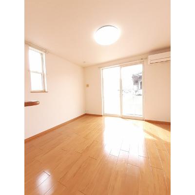 サン　フィオーレＡ 201【管理NO：1-013507501-02010】 ★家具家電は申し込み後に搬入しますの物件写真2