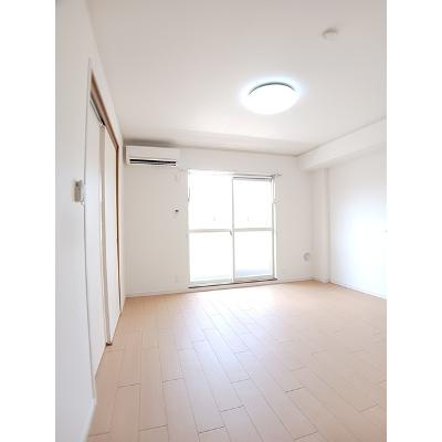 ゴールドガーデン 201【管理NO：1-011179301-02010】 ★家具家電は申し込み後に搬入します 2026年07月下旬入居可能の物件写真2
