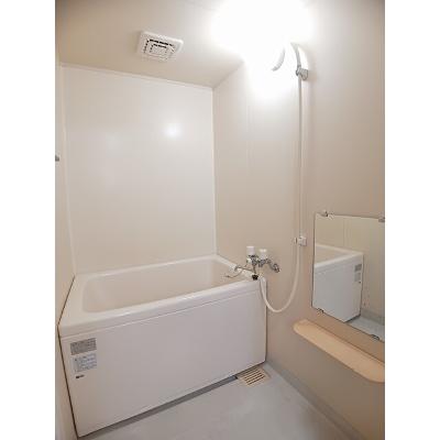 ブランドール 103【管理NO：1-010395601-01030】 ★家具家電は申し込み後に搬入しますの物件写真4