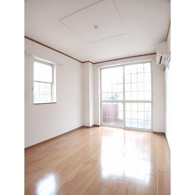 グレイスガーデン　Ａ 101【管理NO：1-010079401-01010】 ★家具家電は申し込み後に搬入します★の物件写真2