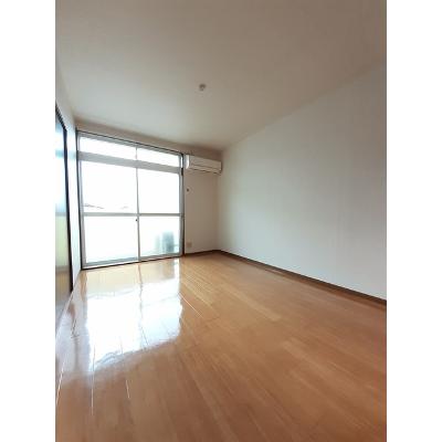 ルミネハイツ 203【管理NO：1-004398301-02030】 ★家具家電は申し込み後に搬入します★の物件写真2