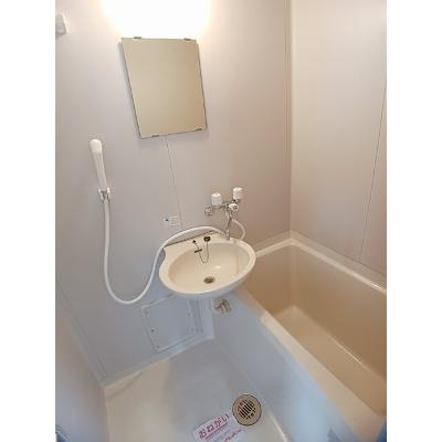 シティハイツ山田Ａ 202【管理NO：1-001610901-02020】 ★家具家電は申し込み後に搬入します★の物件写真4