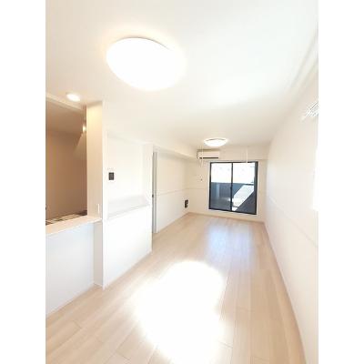 セルフィーユ　Ⅱ 201【管理NO：1-026878302-02010】 ★家具家電は申し込み後に搬入します★の物件写真2