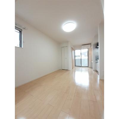 ローズシャトー 103【管理NO：1-023001801-01030】 ★家具家電は申し込み後に搬入します 2026年07月上旬入居可能の物件写真2