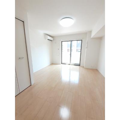 シャムロック春日Ⅱ 102【管理NO：1-022681602-01020】 ★家具家電は申し込み後に搬入します★の物件写真2
