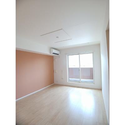 ノーブル 203【管理NO：1-022205901-02030】 ★家具家電は申し込み後に搬入します★の物件写真2