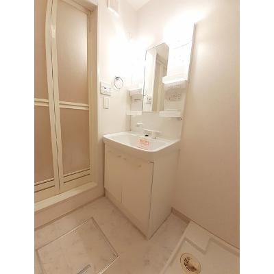 ラピスⅡ 101【管理NO：1-020334202-01010】 ★家具家電は申し込み後に搬入しますの物件写真6