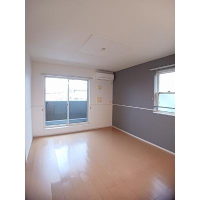 グランディール 201【管理NO：1-019136701-02010】 ★家具家電は申し込み後に搬入します★の物件写真2