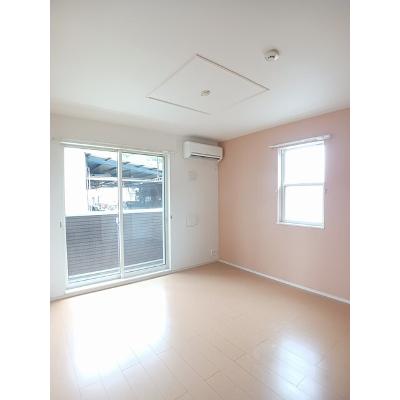 ルン　グランデ　Ｂ 102【管理NO：1-018789502-01020】 ★家具家電は申し込み後に搬入しますの物件写真2