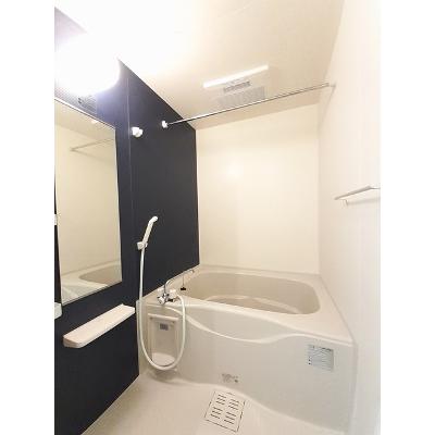 スザンヌ　ラングランＢ 102【管理NO：1-018404501-01020】 ★家具家電は申し込み後に搬入します★の物件写真4