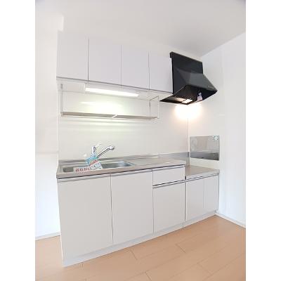 ロックフィールドⅢ 201【管理NO：1-018215101-02010】 ★家具家電は申し込み後に搬入します★の物件写真3