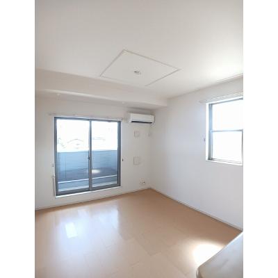 アンソレイユＣ 201【管理NO：1-018104103-02010】 ★家具家電は申し込み後に搬入します★の物件写真2