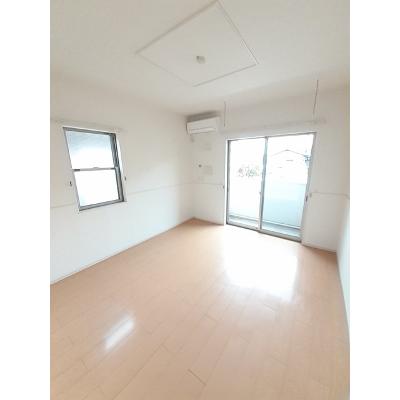 アンソレイユＢ 103【管理NO：1-018104102-01030】 ★家具家電は申し込み後に搬入します★の物件写真2