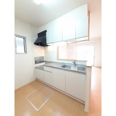 アンソレイユＢ 103【管理NO：1-018104102-01030】 ★家具家電は申し込み後に搬入します★の物件写真3
