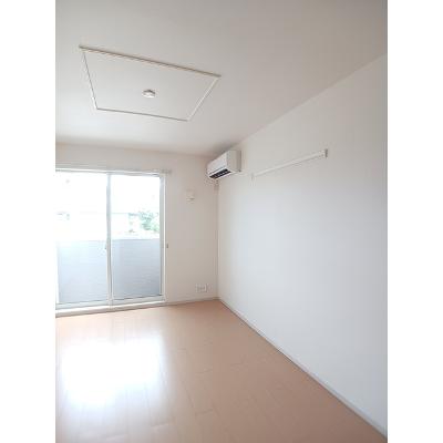 セレッソＡ 103【管理NO：1-017712301-01030】 ★家具家電は申し込み後に搬入します★の物件写真2