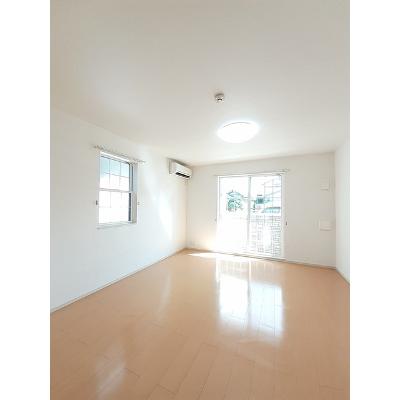 ヴァンヴェールＡ 101【管理NO：1-017554801-01010】 ★家具家電は申し込み後に搬入します★の物件写真2