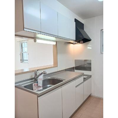 アダージョＢ 201【管理NO：1-017170002-02010】 ★家具家電は申し込み後に搬入します★の物件写真3