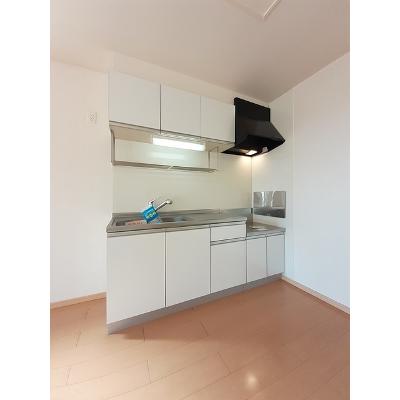 サンヒルズＭ　Ⅱ 201【管理NO：1-017014302-02010】 ★家具家電は申し込み後に搬入しますの物件写真3