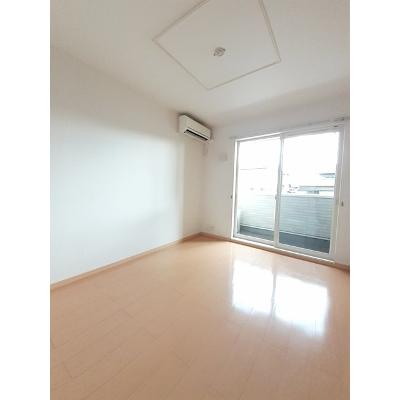 リバーサイドヒルズＡ 103【管理NO：1-016687401-01030】 ★家具家電は申し込み後に搬入しますの物件写真2
