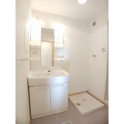 アンジュベル 201【管理NO：1-016516101-02010】 ★家具家電は申し込み後に搬入しますの物件写真6