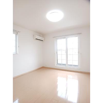 クレメント　Ａ 201【管理NO：1-016309001-02010】 ★家具家電は申し込み後に搬入します★の物件写真2