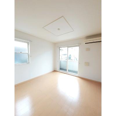 ハウス　アイＡ 102【管理NO：1-016101101-01020】 ★家具家電は申し込み後に搬入しますの物件写真2
