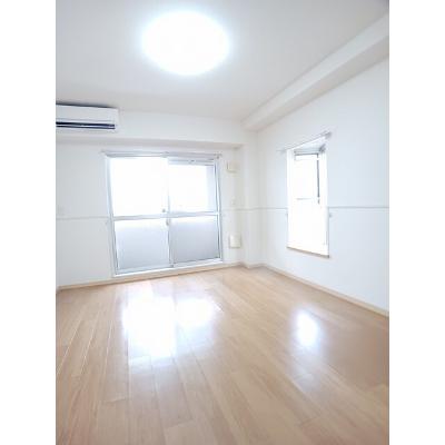 クラール花園 304【管理NO：1-015547201-03040】 ★家具家電は申し込み後に搬入します★の物件写真2