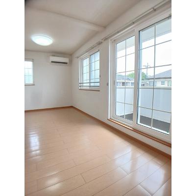 サン・ボヌ－ル 202【管理NO：1-015227201-02020】 ★家具家電は申し込み後に搬入します★の物件写真2