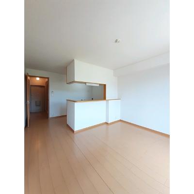 ラップトップ 202【管理NO：1-015200101-02020】 ★家具家電は申し込み後に搬入します★の物件写真2