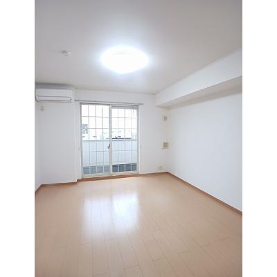 サンリバーヒルズ　Ｂ 103【管理NO：1-014629801-01030】 ★家具家電は申し込み後に搬入しますの物件写真2