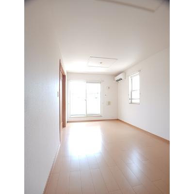 ラ　フォンテーヌＡ 201【管理NO：1-014505801-02010】 ★家具家電は申し込み後に搬入しますの物件写真2