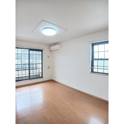マナ　マルベリーＢ 203【管理NO：1-014101302-02030】 ★家具家電は申し込み後に搬入しますの物件写真2