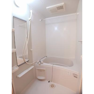 アール・ド・ヴィーヴルＣ 103【管理NO：1-013997701-01030】 ★家具家電は申し込み後に搬入します★の物件写真4