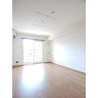 Ｍａｉ　Ｄｅａ 103【管理NO：1-013931701-01030】 ★家具家電は申し込み後に搬入します★の物件写真2