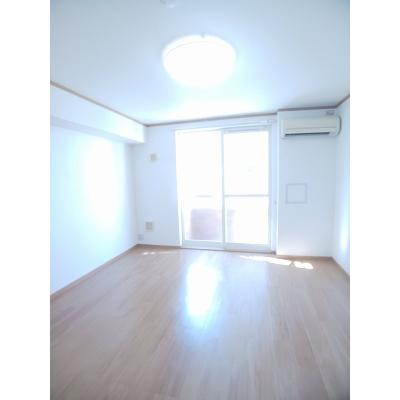 カレント沖野上 102【管理NO：1-013019701-01020】 ★家具家電は申し込み後に搬入しますの物件写真2