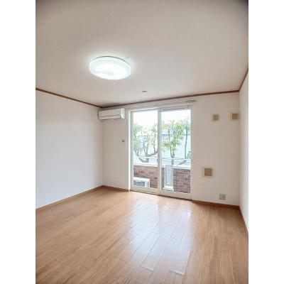 ジュネス．メゾン 103【管理NO：1-012649301-01030】 ★家具家電は申し込み後に搬入しますの物件写真2